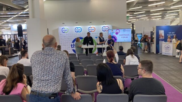 TeamRehasport_therapie München_Podiumsdiskussion Rehasport_weit TeamRehasport_therapie München_Podiumsdiskussion Rehasport_weit